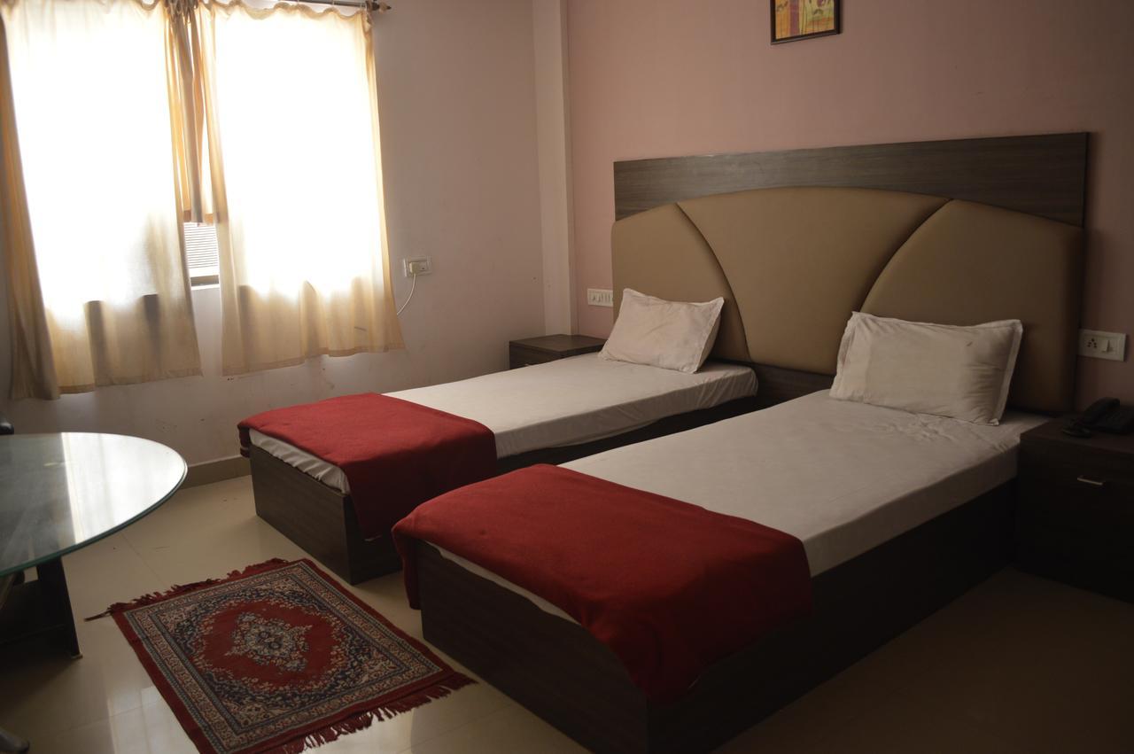 Hotel City Palace Brahmapur Pokój zdjęcie