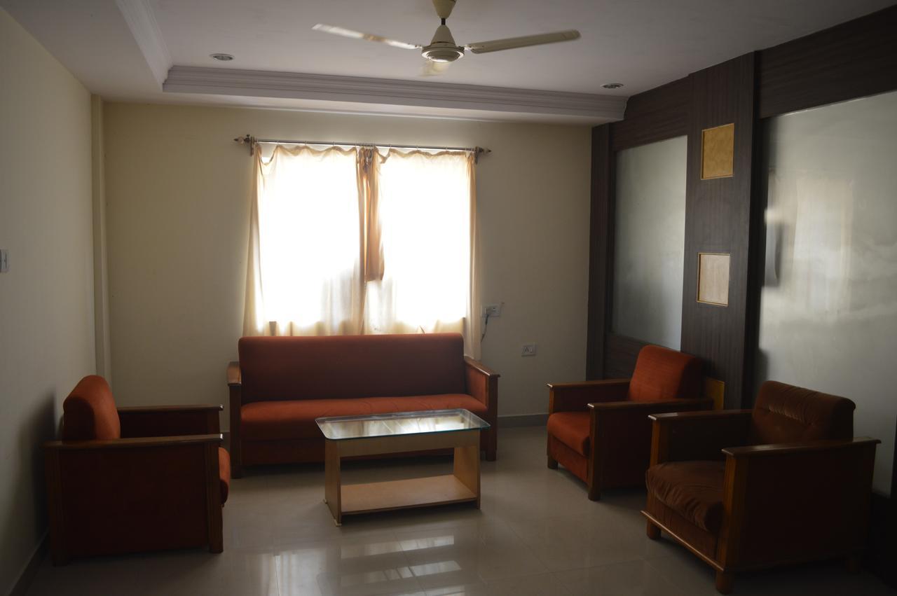 Hotel City Palace Brahmapur Zewnętrze zdjęcie