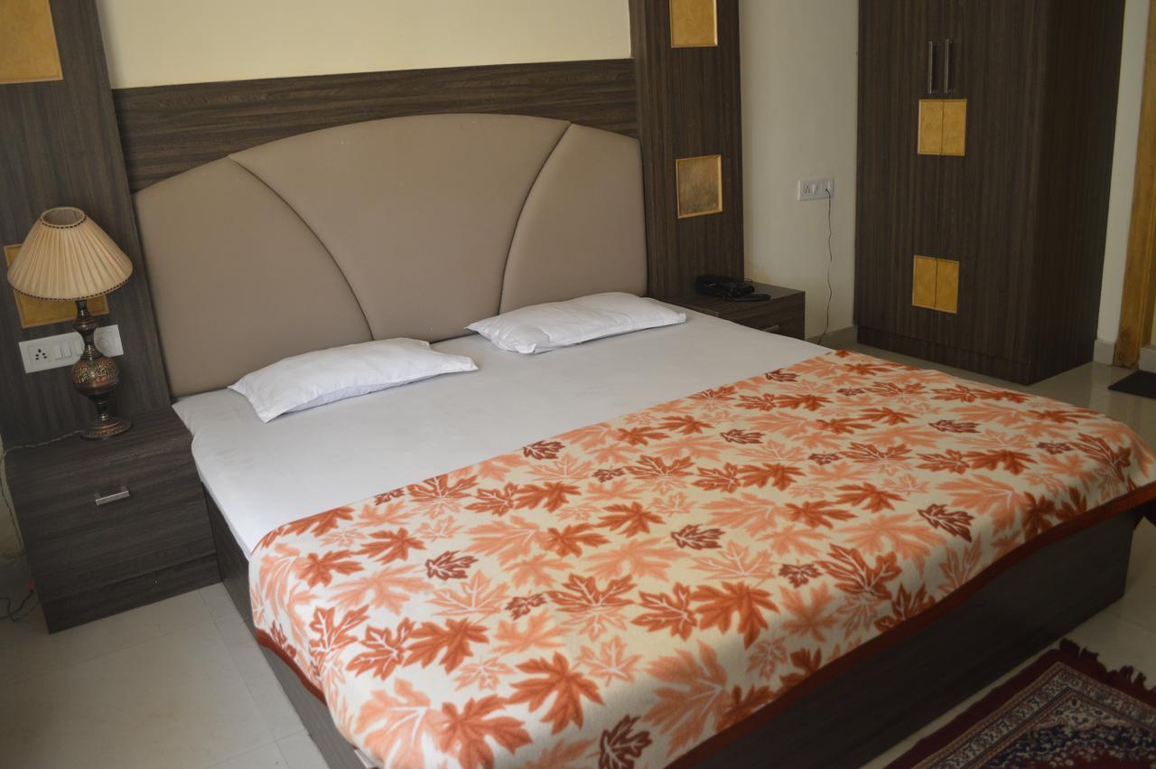 Hotel City Palace Brahmapur Zewnętrze zdjęcie