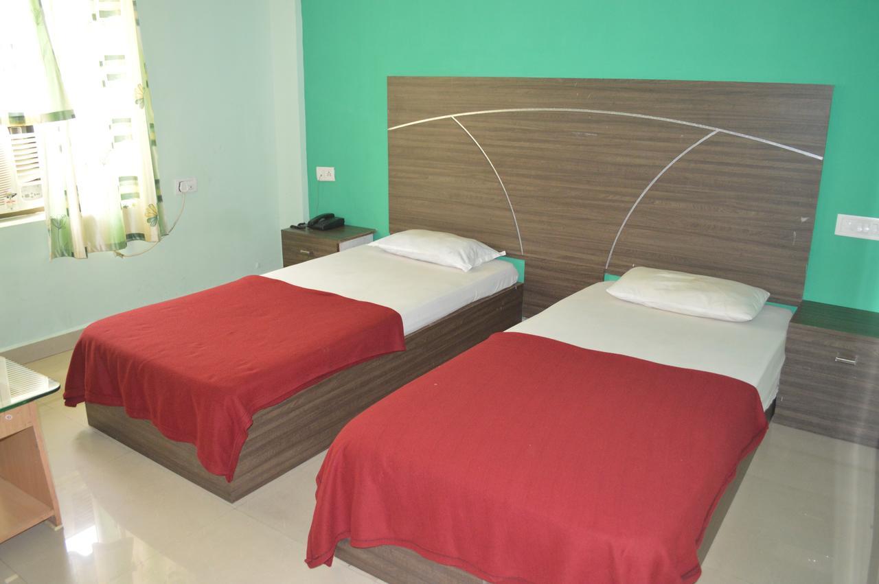 Hotel City Palace Brahmapur Pokój zdjęcie